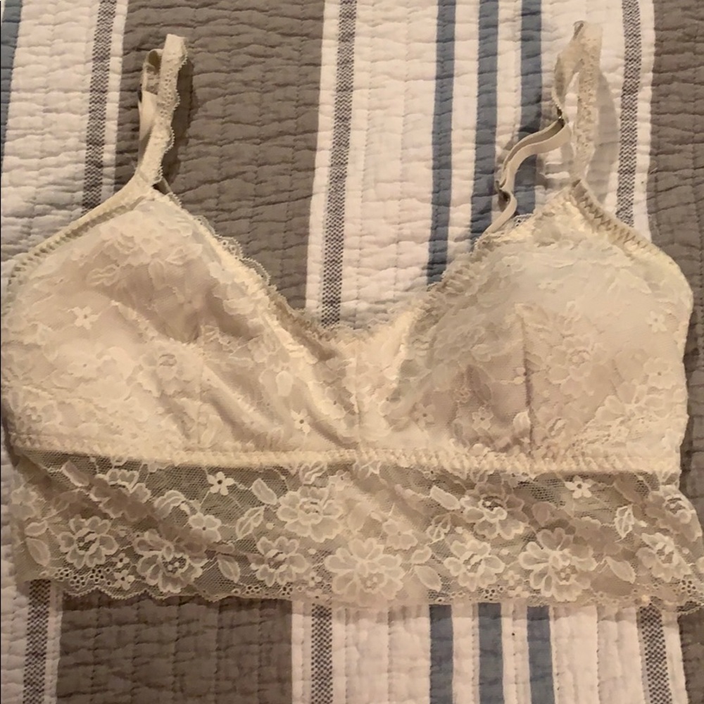 Hollister gilly Hicks bralette